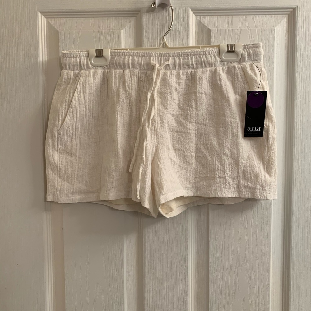 NWT cute drawstring shorts
